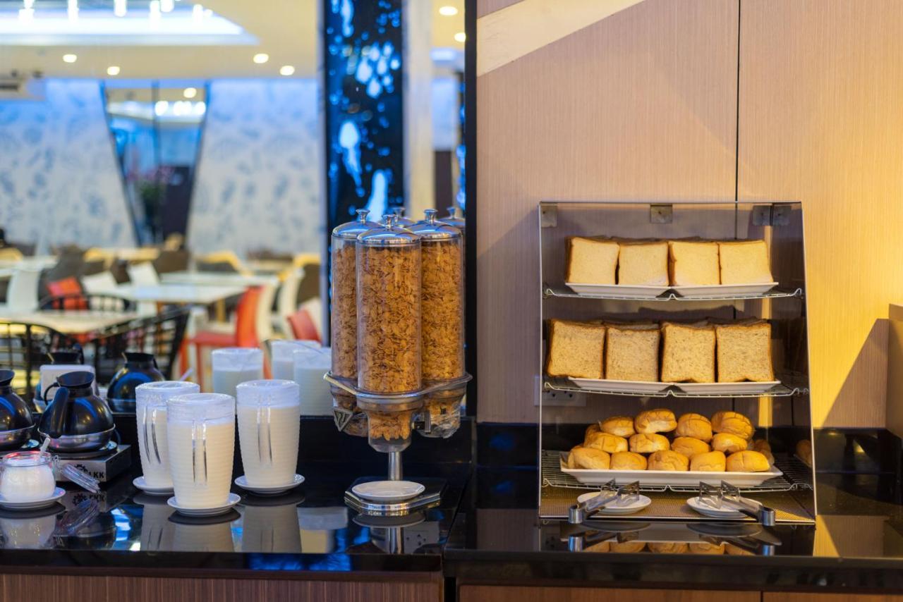 Rodina Beach Hotel Джомтьєн-Біч Екстер'єр фото